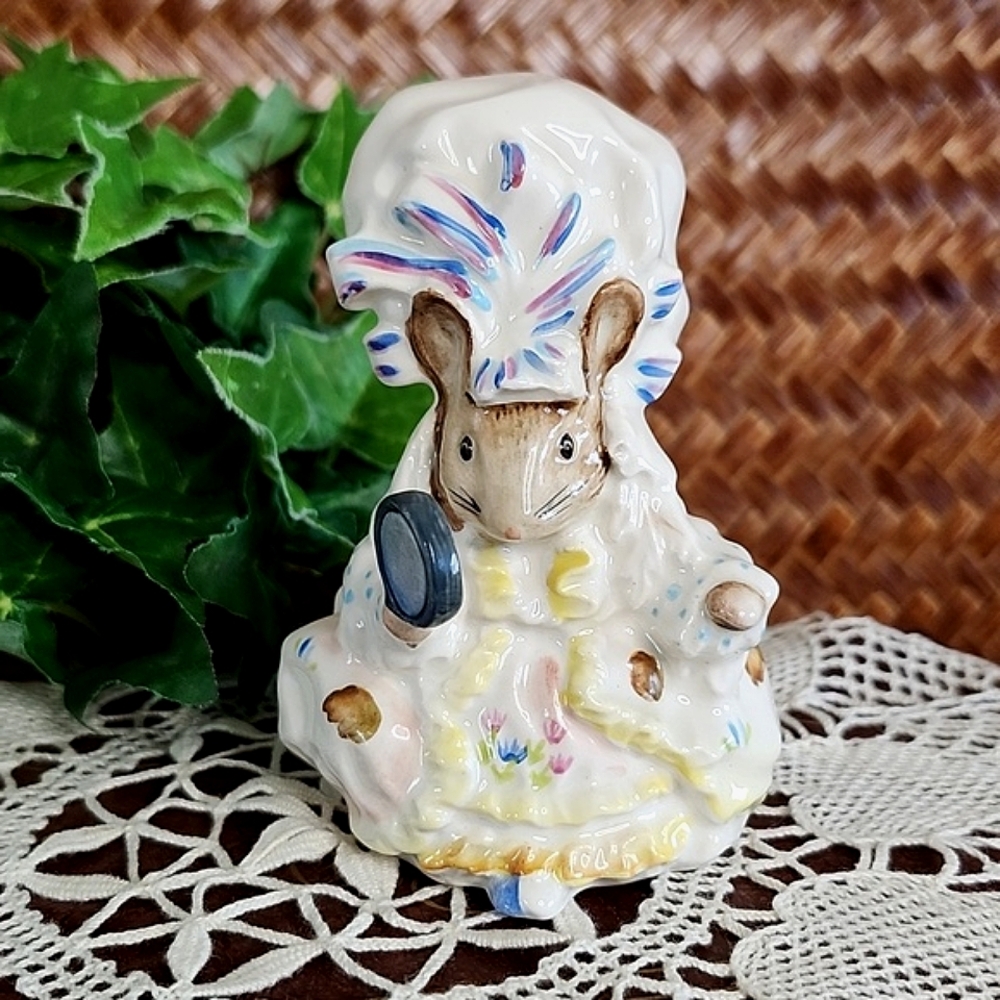 👉*VINTAGE* BESWICK BEATRIX POTTER LADY MOUSE FIGURE 1965 ~EXCELLENT CONDITION!